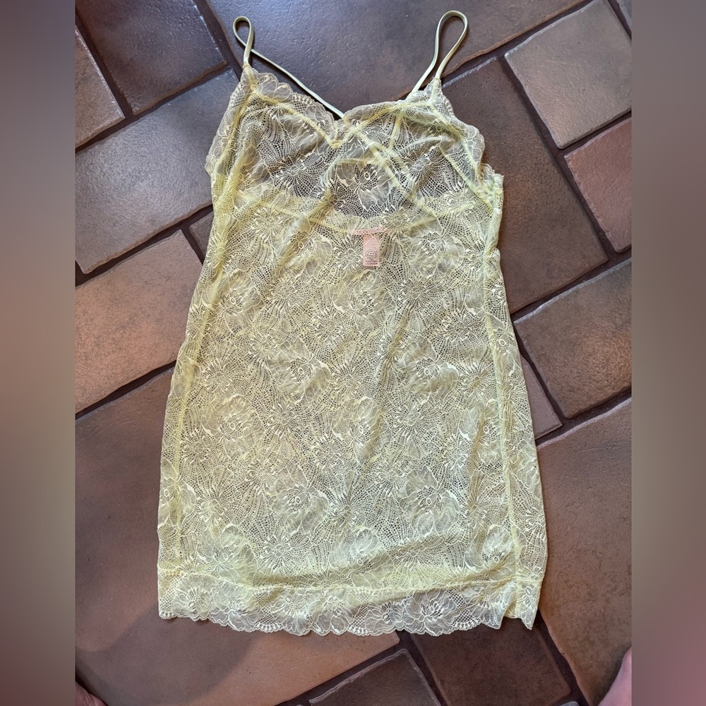 Victoria Secret Elegant Lace Chemise in Neon Yellow